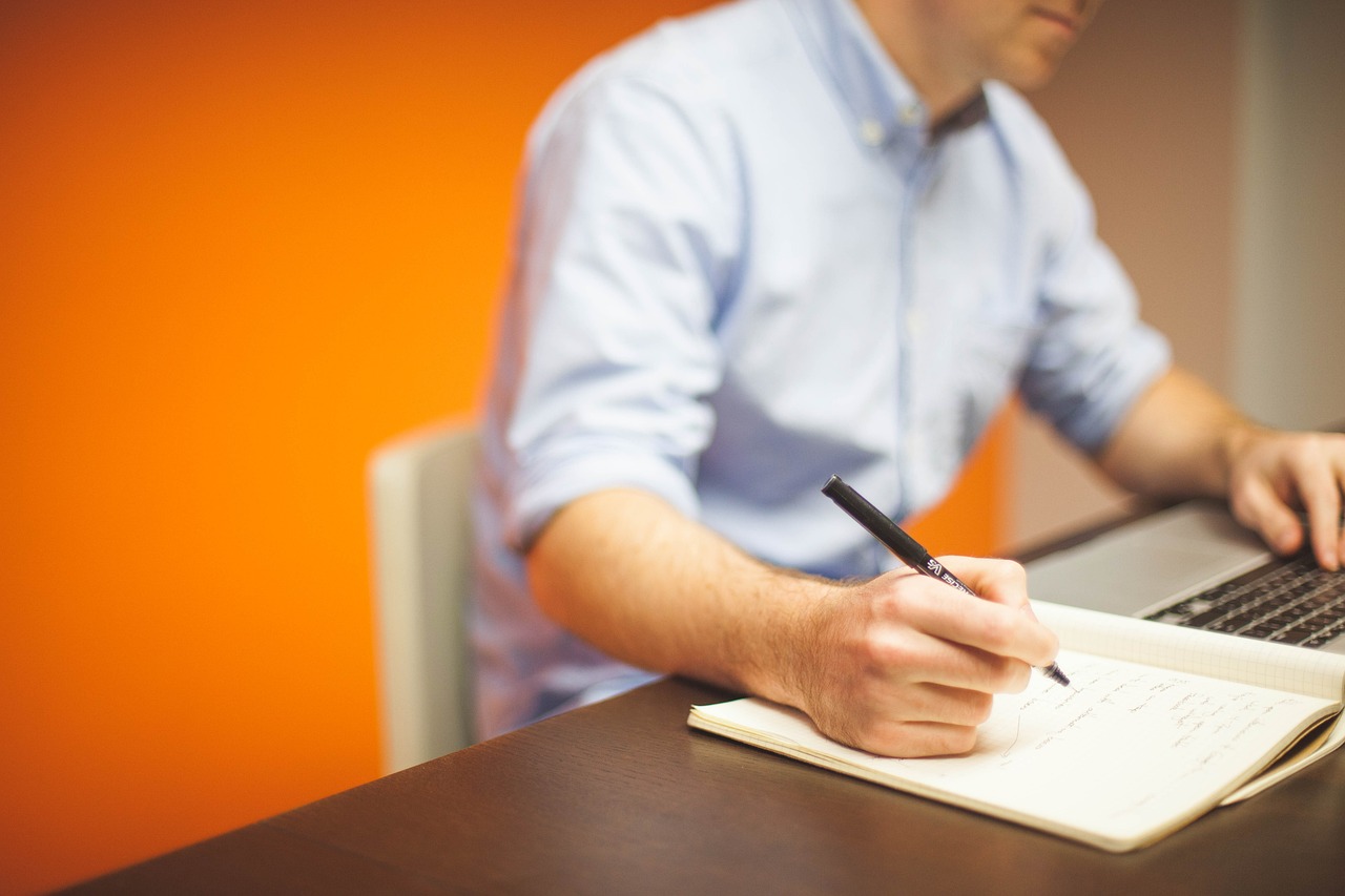 You are currently viewing 10 Best Management Consulting Blogs & Resources to Read